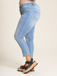 StAshley 7/8 Jeans