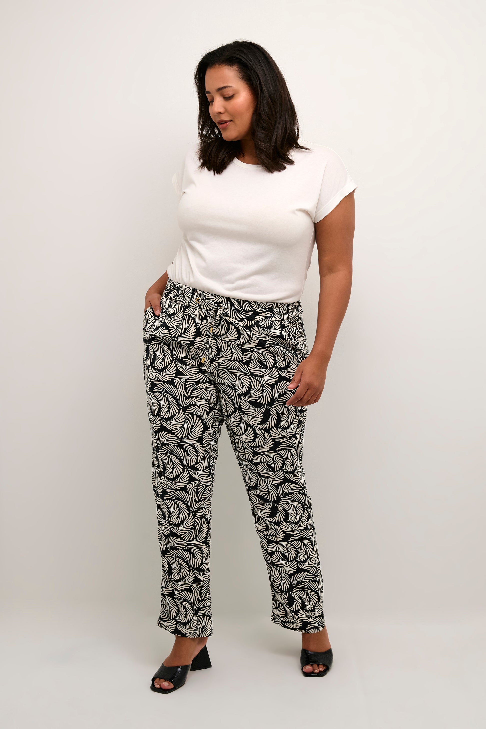 KcMirta Wide Pants