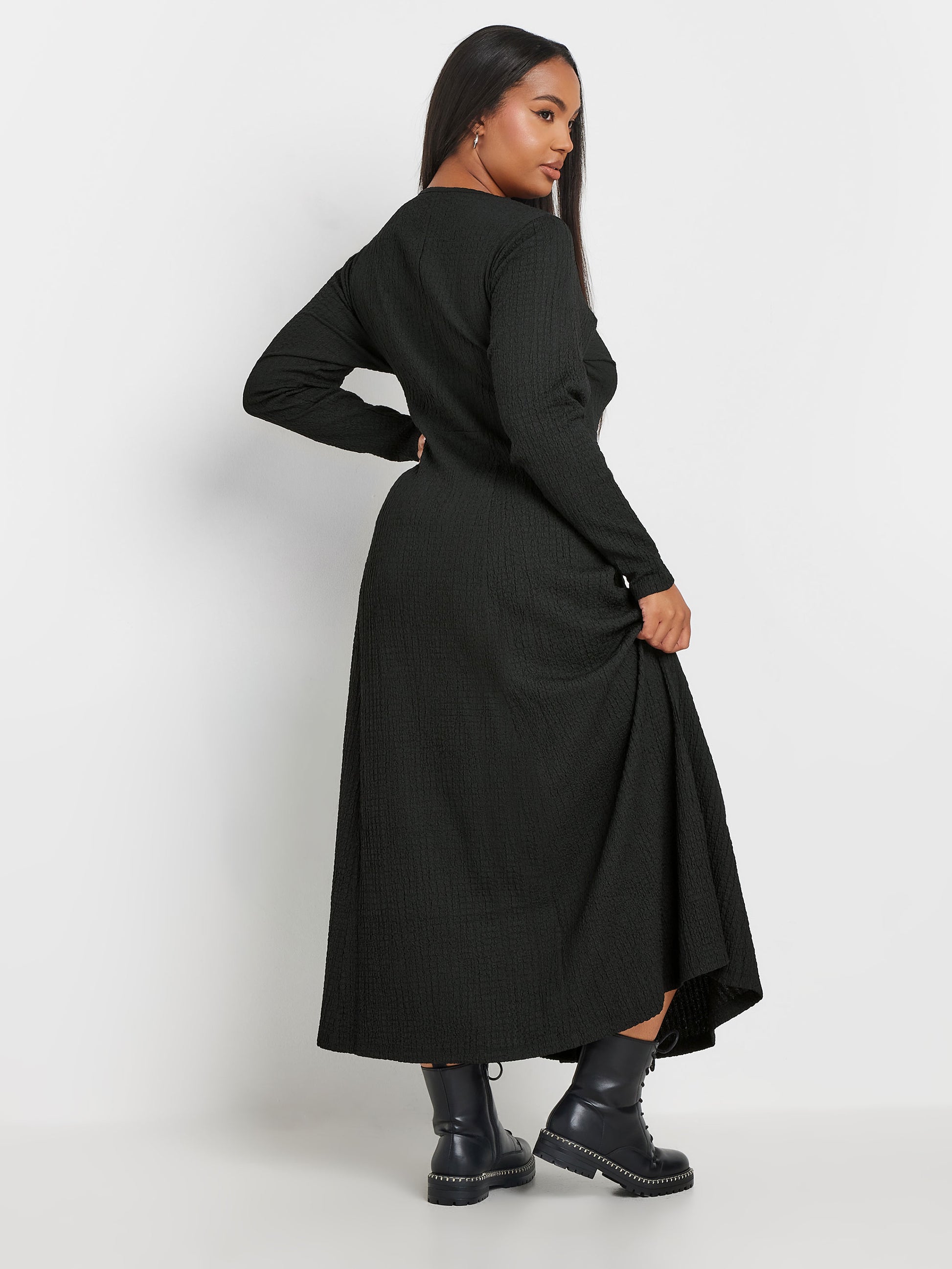 YoTEXTURED FLARED MAXI DRESS BLACK