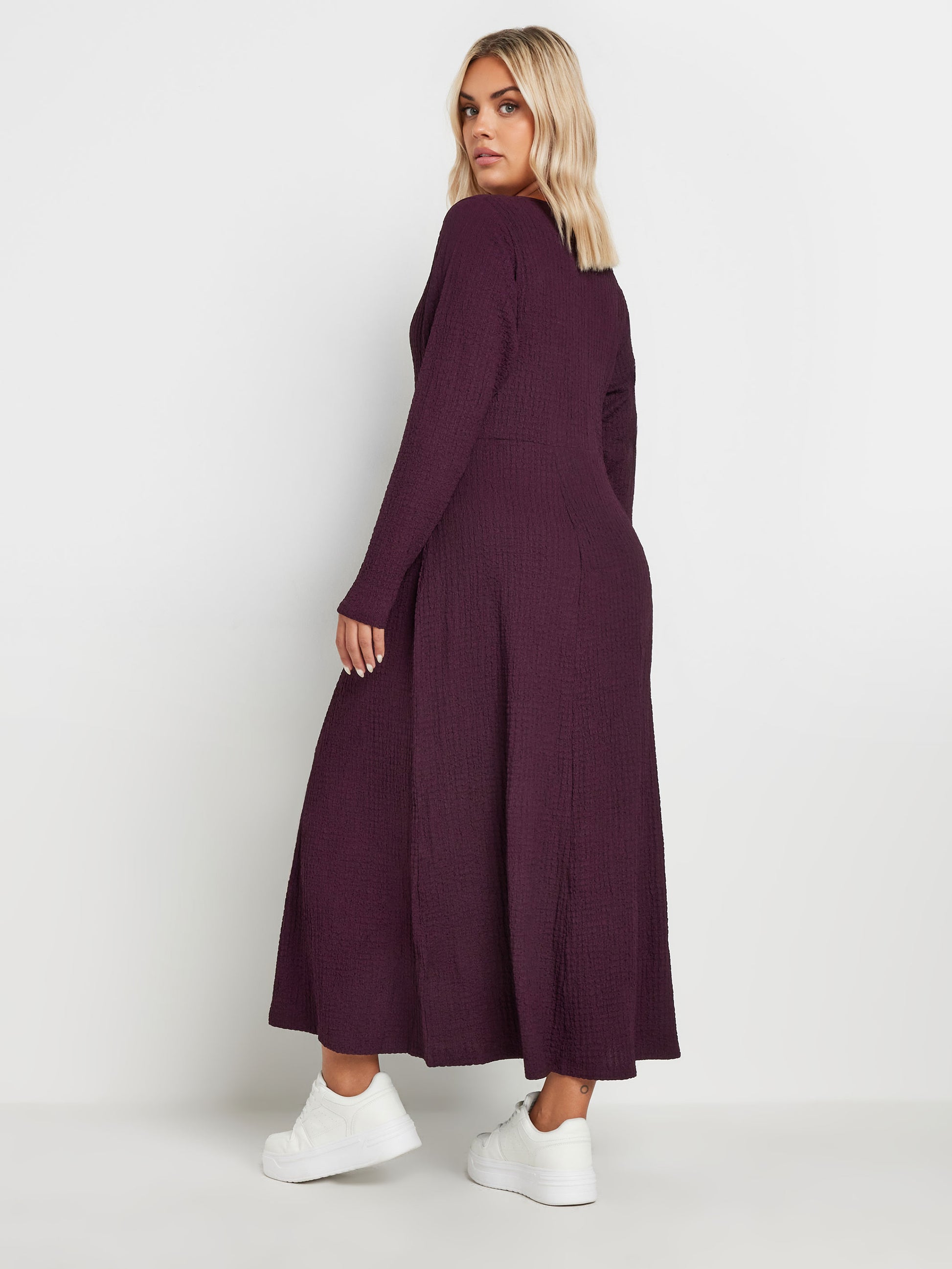 YoTEXTURED FLARED MAXI DRESS PLUM