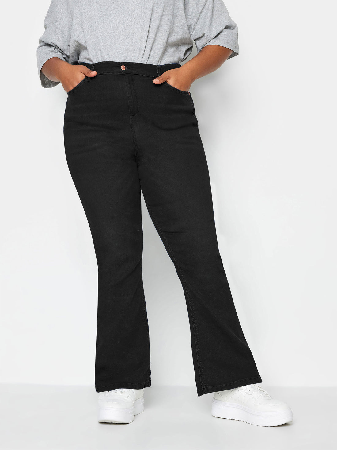 YoISLA Bootcut Jean Black