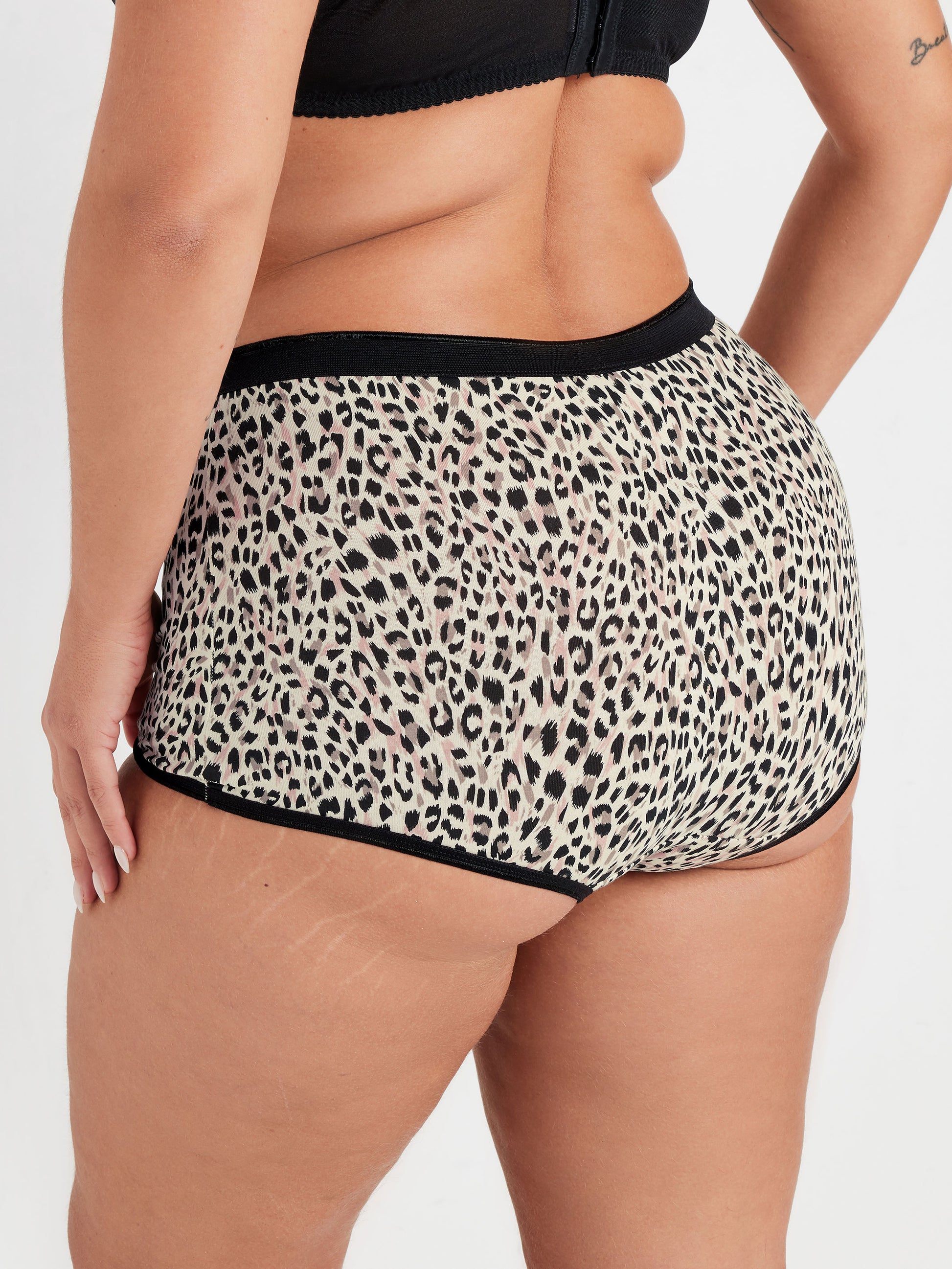 Yo5PK Stretch Animal Short