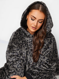 YoANIMAL HEART SNUGGLE HOODIE