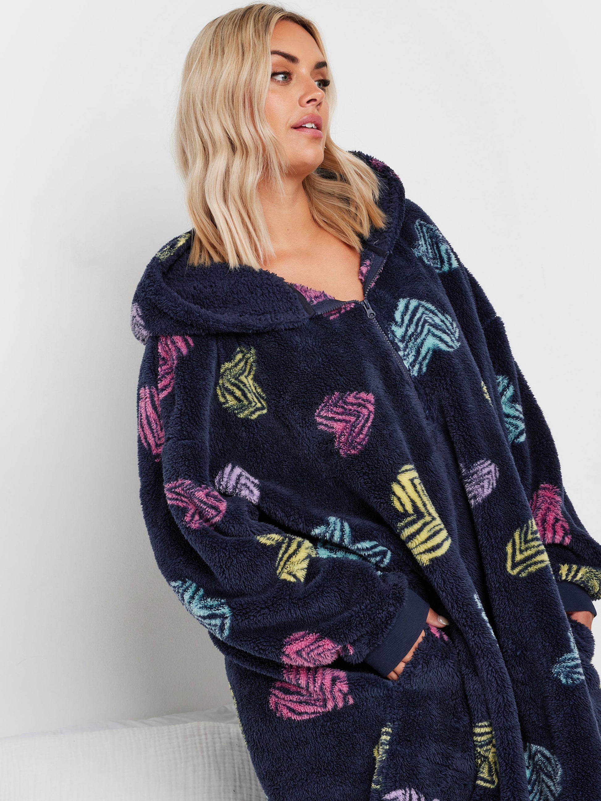 YoANIMAL HEART BLANKET HOODIE