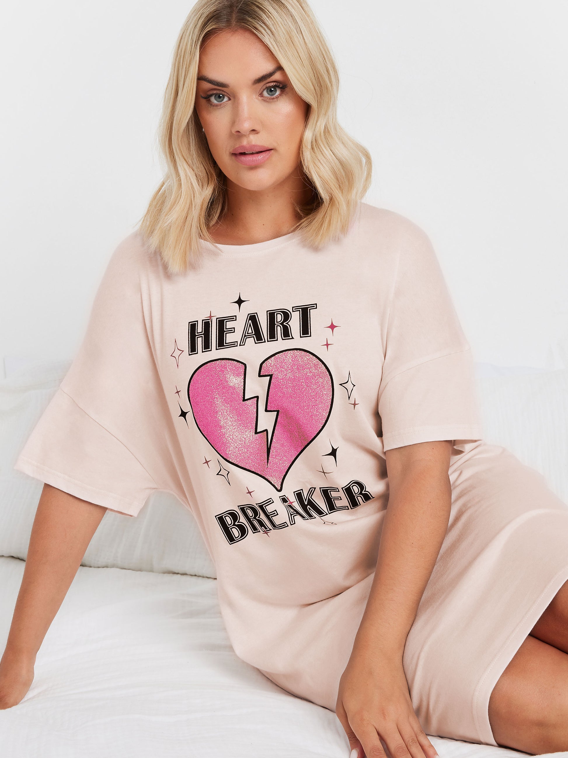 YoHEART BREAKER SLEEP TEE