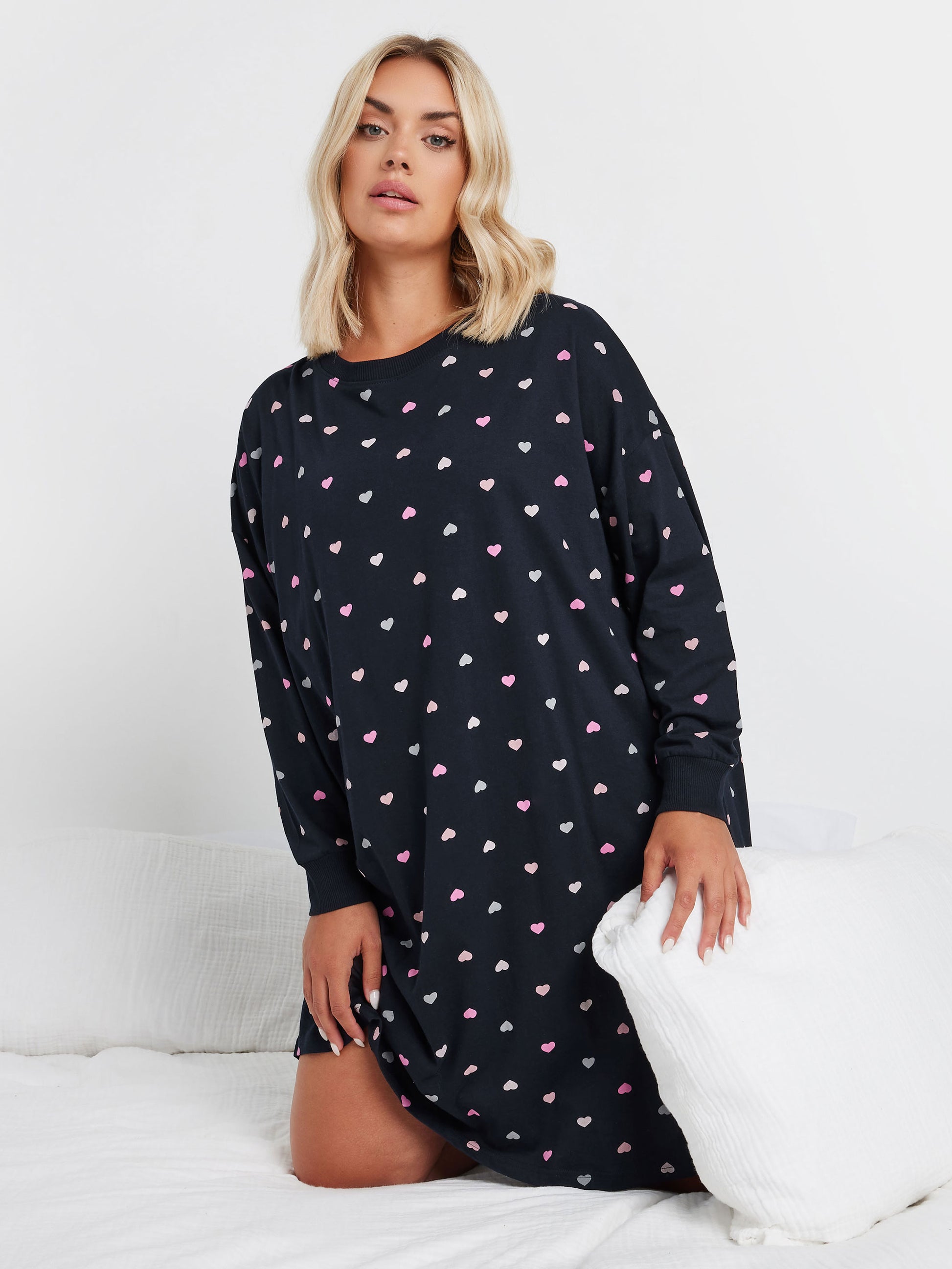 YoMULTICOLOUR HEARTS LS NIGHTDRESS