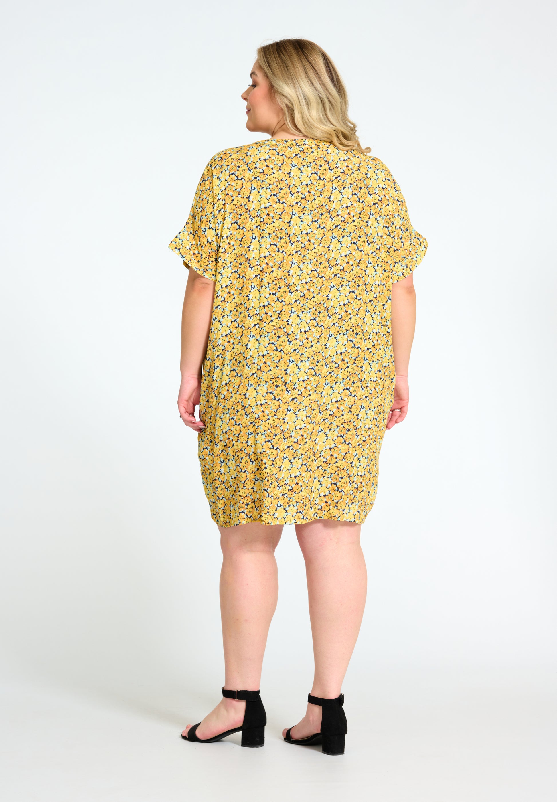 OXLoose Dress