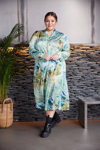 OXLong Flair Dress w long sleeves