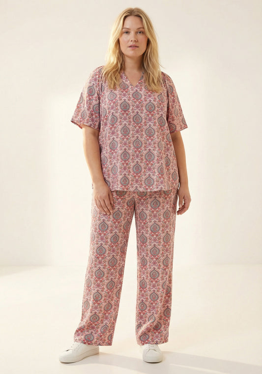 Ox63257 - Bluse V-hals FJ