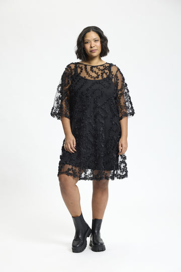 AnUrsula 301 - Svart Kjole