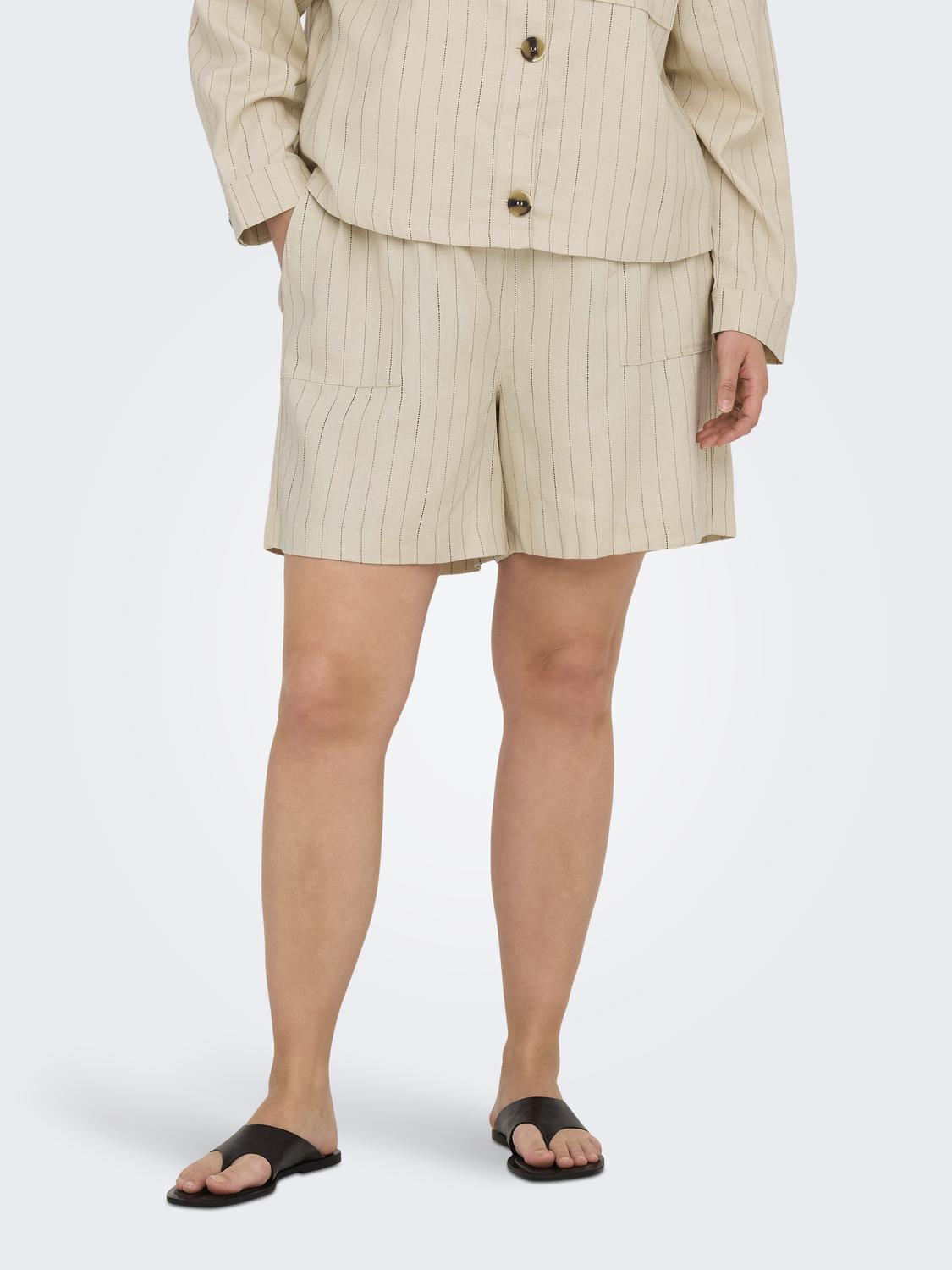 Only Carmakoma shorts