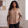 CpFILINE - Stribet Bluse med Broderi