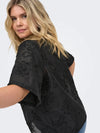 CarAnila - Bluse med Blomserdetaljer - Sort