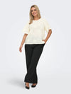 CarAnila - Bluse med Blomserdetaljer - Cloud Dancer