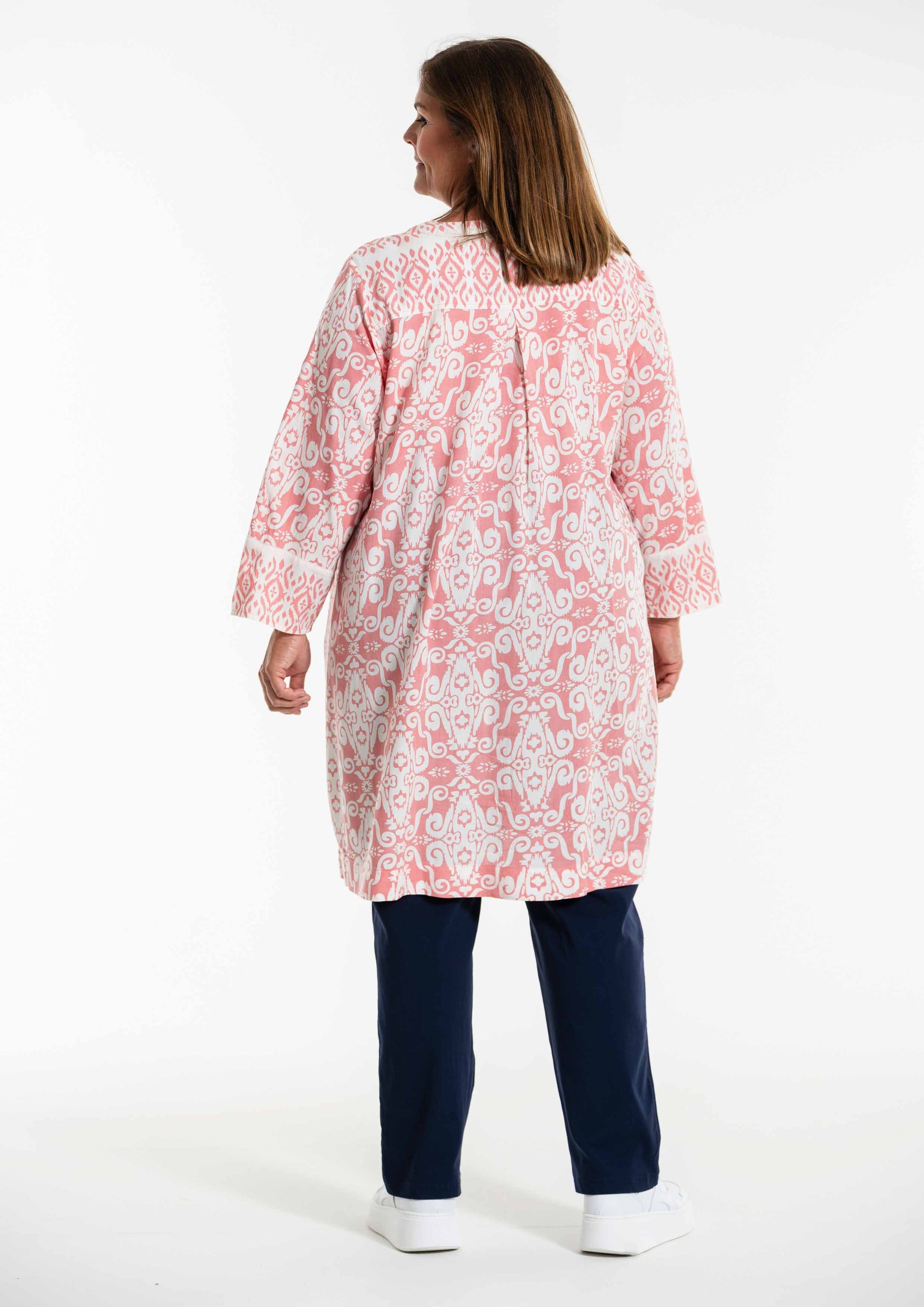 GoBlanche Tunic