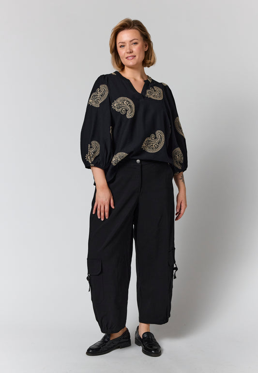 GoVilde - Bluse med Broderi