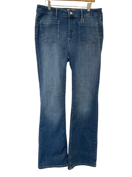 CARLUNA HW PATCH FLARED JEANS