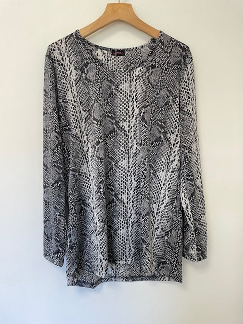 LGBuse i slangemønster og lurex