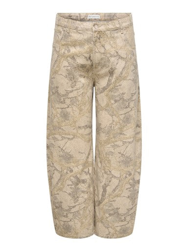 Only Carmakoma jeans