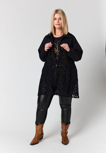 StAislyn - Cardigan med Blondedetaljer