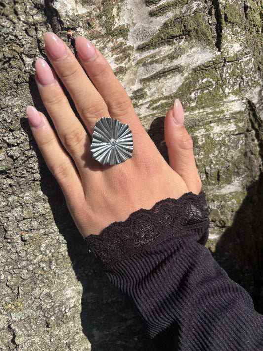 TsFlower Ring