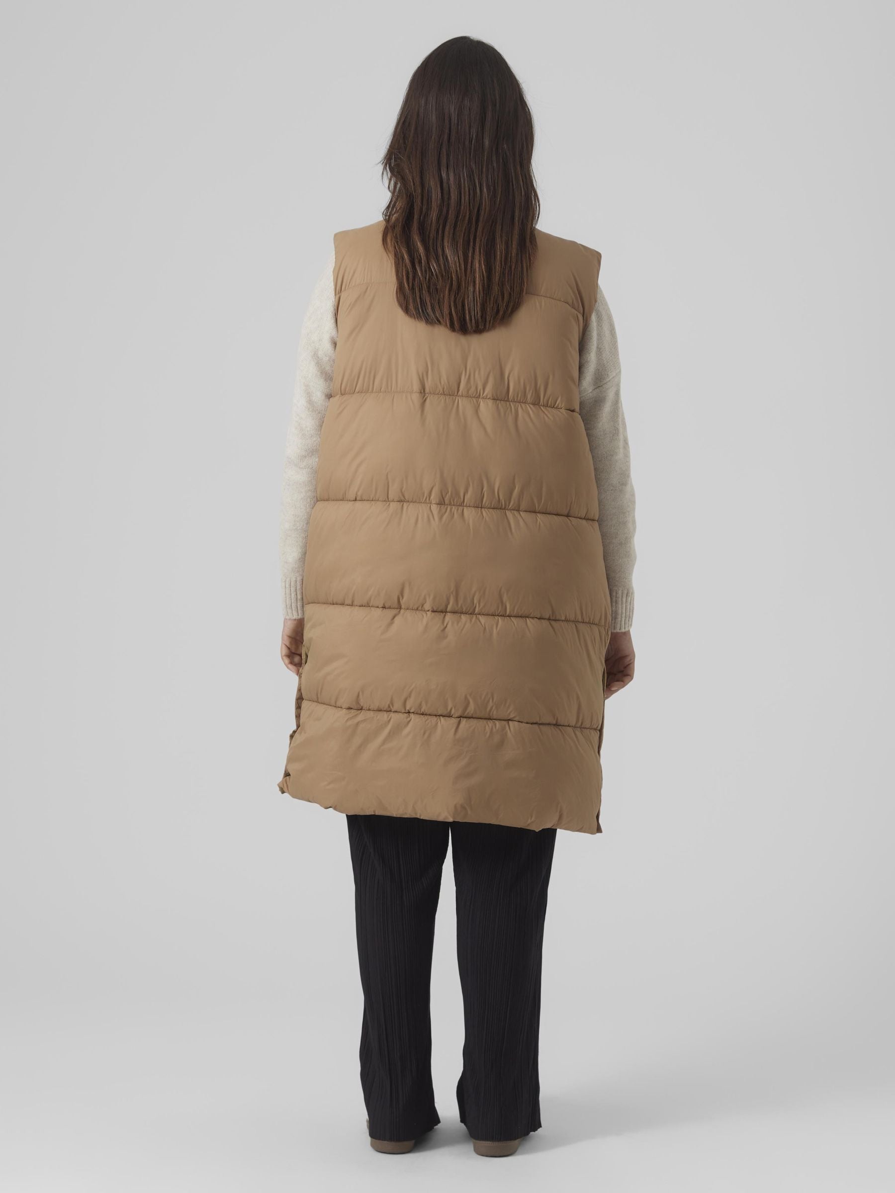 Puffervest fra Vero Moda Curve