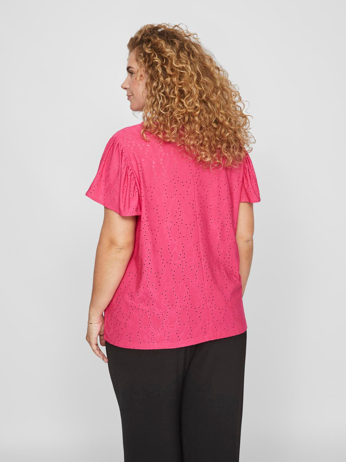 VIKAWA O-NECK SS TOP