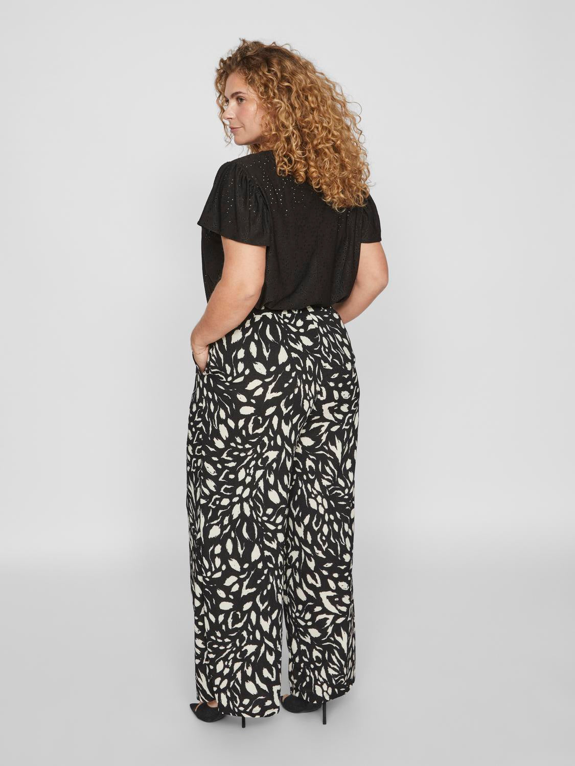 VILAYA BEA WIDE PANTS