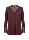 WaSTELLA 8 - Bluse med Blondedetaljer