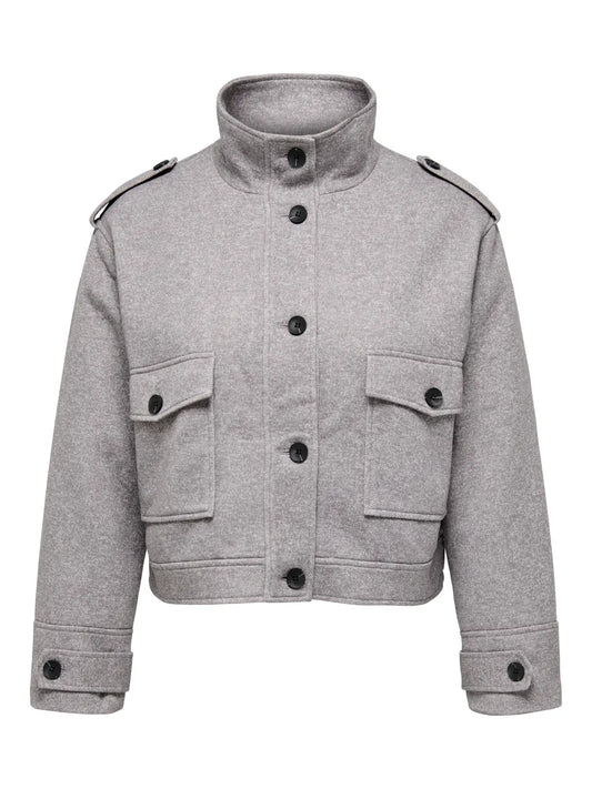 CARSEDONA - Kort Jakke med Lommer