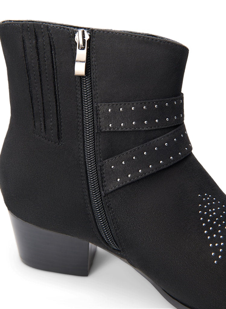 ZiFCASSIDY - STUD BOOT