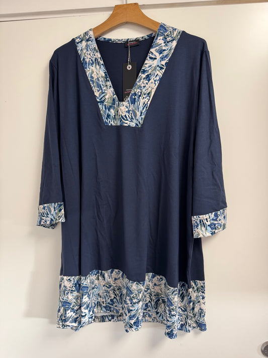 LGTunic V-hals sand/svart/grønn/blå