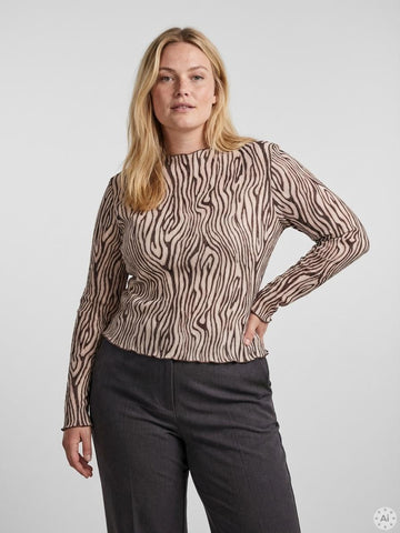 PcFlora - Tettsittende bluse