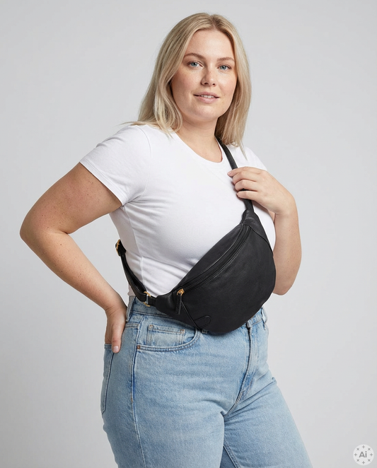 TsMisse -  Skind Bumbag