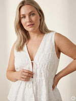 VmcAnn - Top / Vest i Broderi Stof