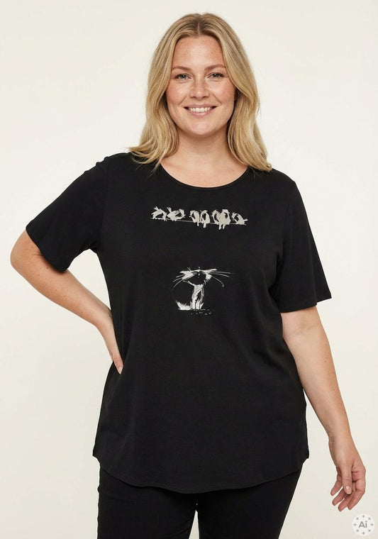 Kortermet t-skjorte (Katt og fugleprint)