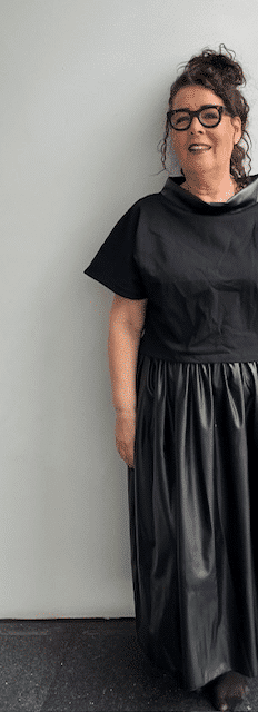 MINNIE LONG BLOUSE BLACK