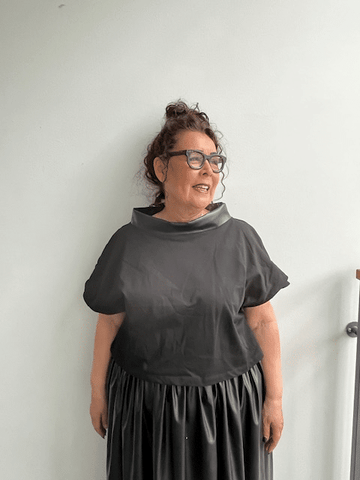 MINNIE KORT TOP SORT