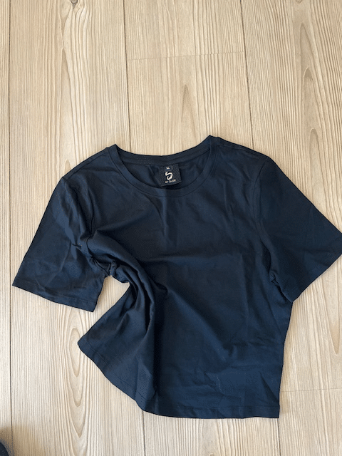 KORT T-SHIRT