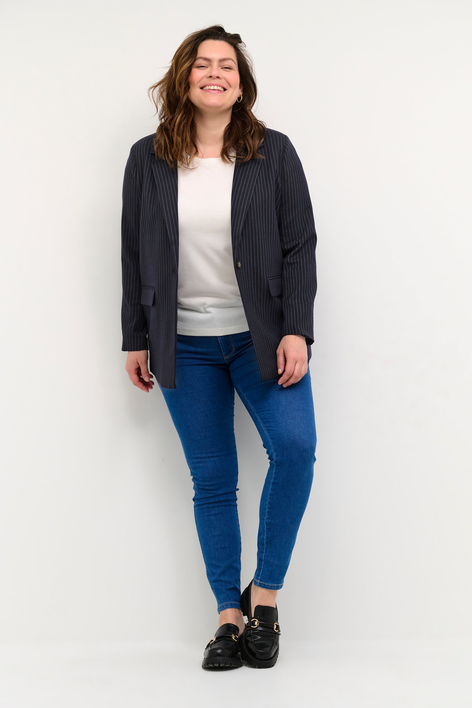 KcWinna Pinstripe Blazer-Pluspige