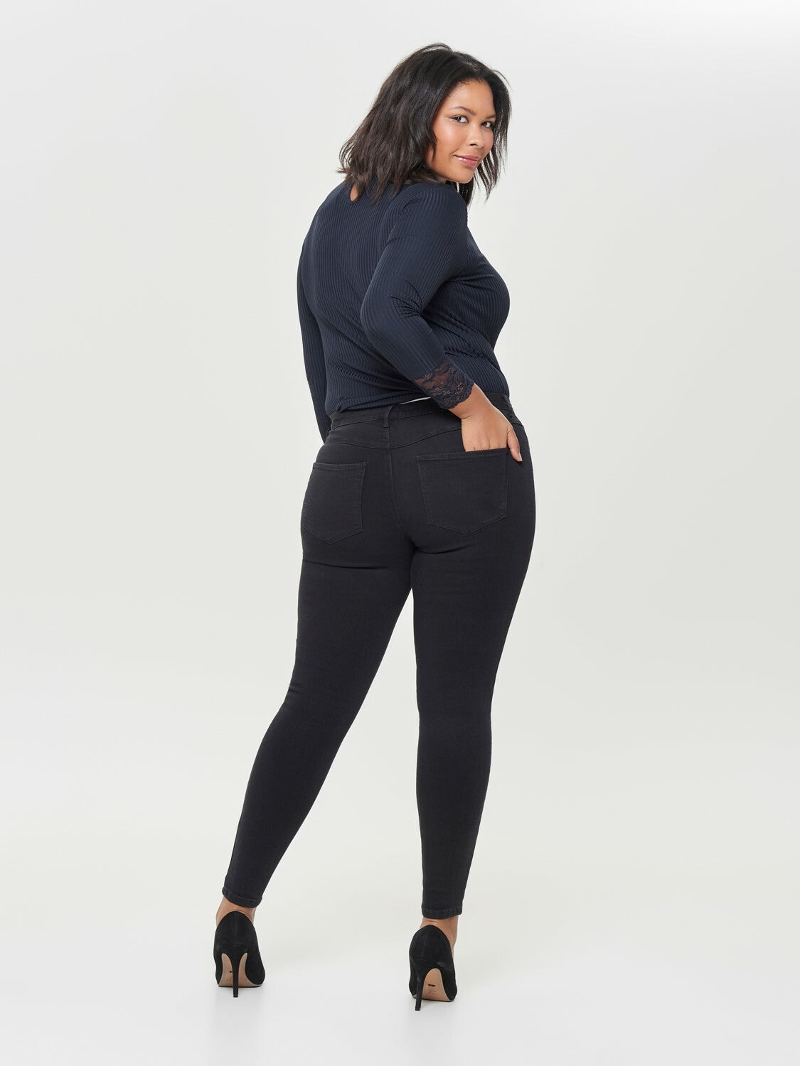 CarThunder Push Up Black Jeans-Pluspige