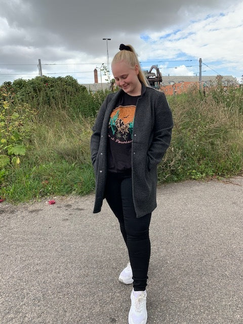 Jakke i lækker opkradset kvalitet fra Vero Moda Curve!-Pluspige