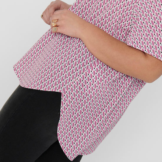 T-shirts i smarte prints fra Carmakoma!-Pluspige