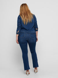 Fed denim jakke fra Carmakoma-Pluspige