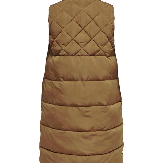 Smart quiltet vest fra Carmakoma-Pluspige