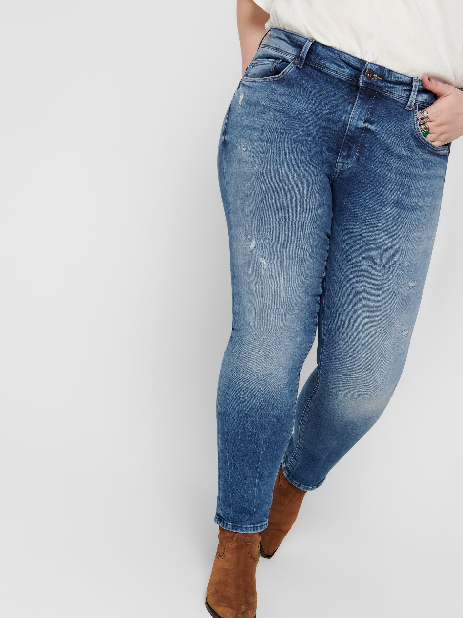 Smarte forvasket jeans fra Carmakoma-Pluspige
