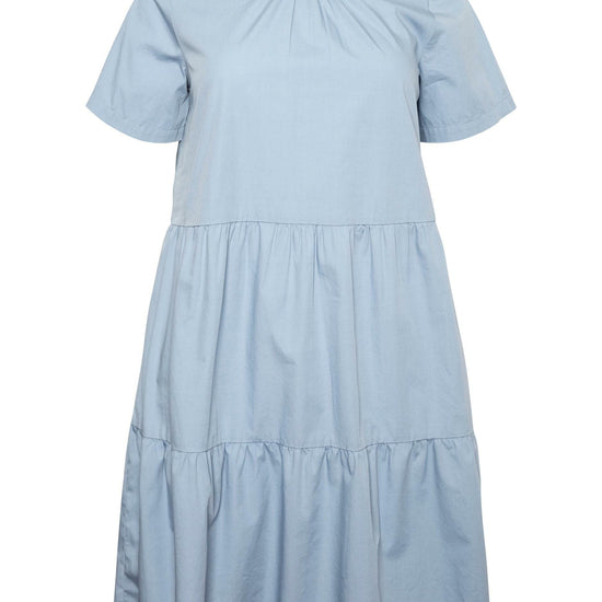 Sødeste kjole med peplum bund fra Vero Moda Curve-Pluspige