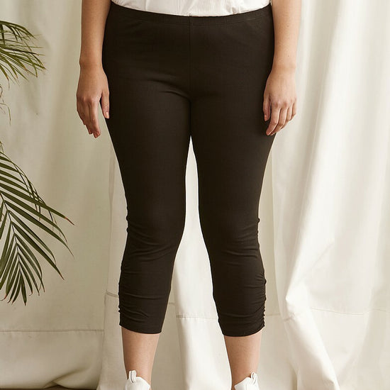 Bomulds-leggins i caprilængde fra Zhenzi-Pluspige