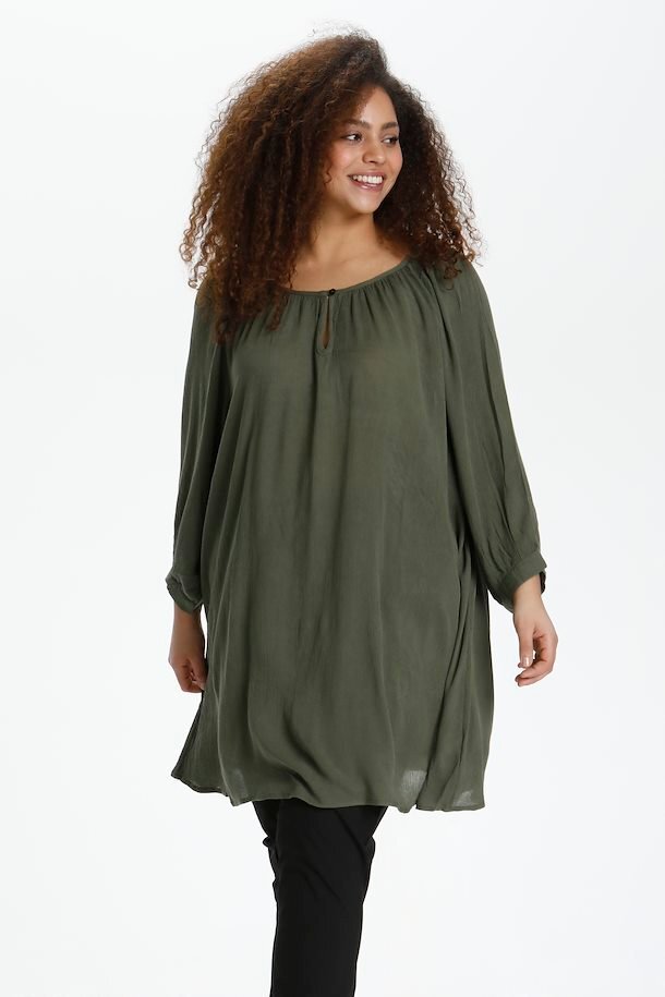 Tunic i viscose fra Kaffe Curve-Pluspige