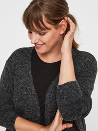 Lang cardigan fra Vero Moda Curve-Pluspige